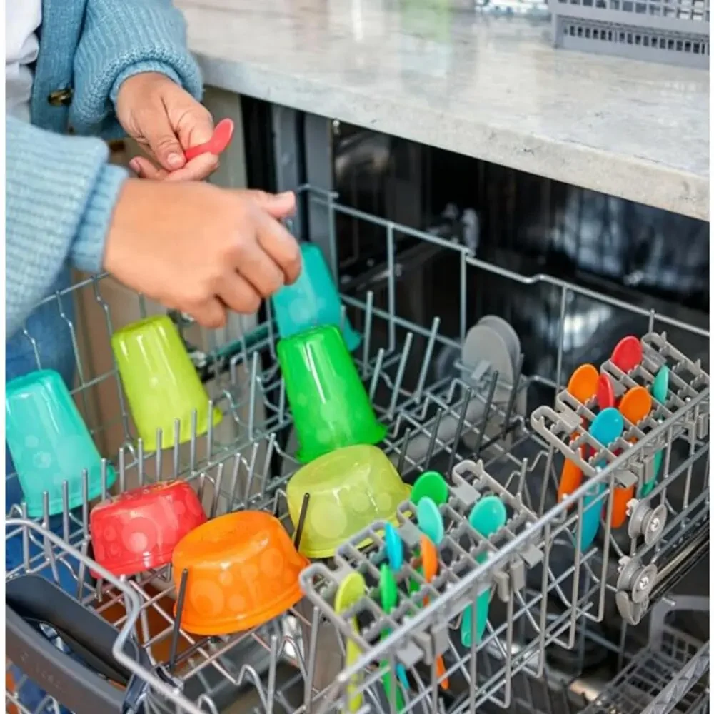 The First Years Take & Toss Spill Proof Reusable Sippy Cups- Rainbow Party Pack